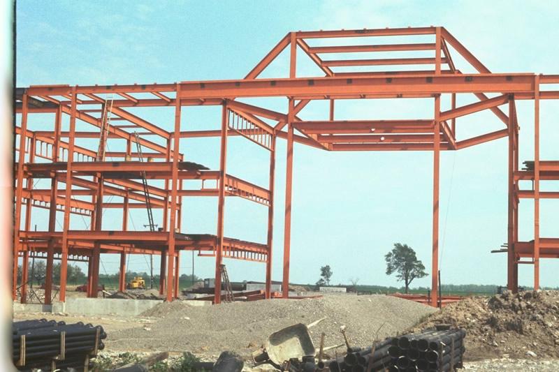 1972年巴达维亚校园的建筑框架